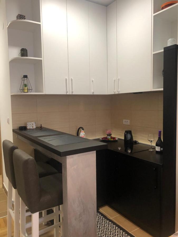 Matea Apartment Tivat Exterior photo